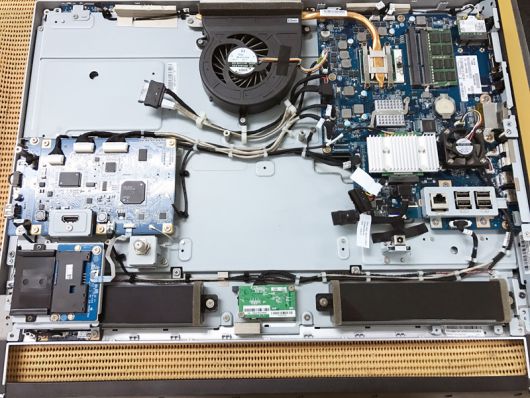 NEC 一体型PC 画面が割れた 液晶パネル交換修理しました。 - パソコン 
