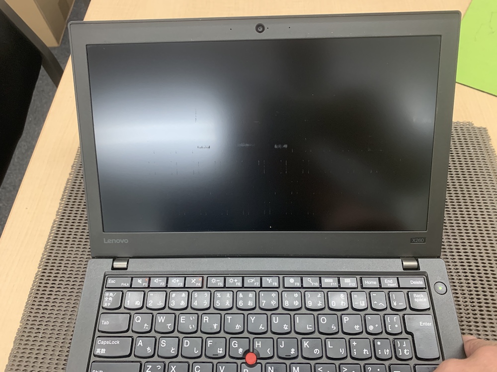 ThinkPad X260 起動させても画面が暗いだけ 修理しました。 - パソコン ...