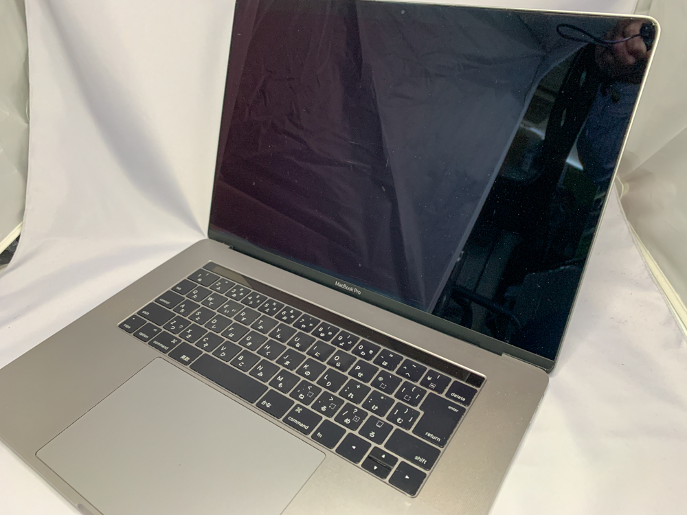 MacBook Pro 電源が入らない オンボードSSDデータ復旧しました