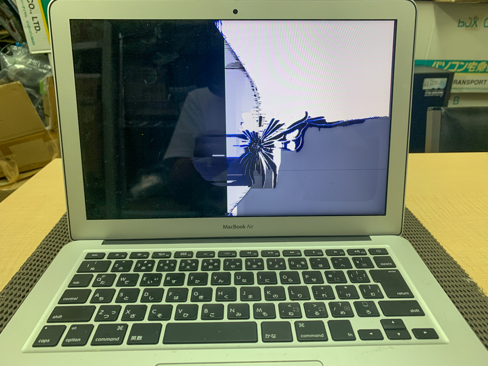 MacBook Air 液晶が割れた 交換修理しました。 - パソコン修理専門店【ルキテック】